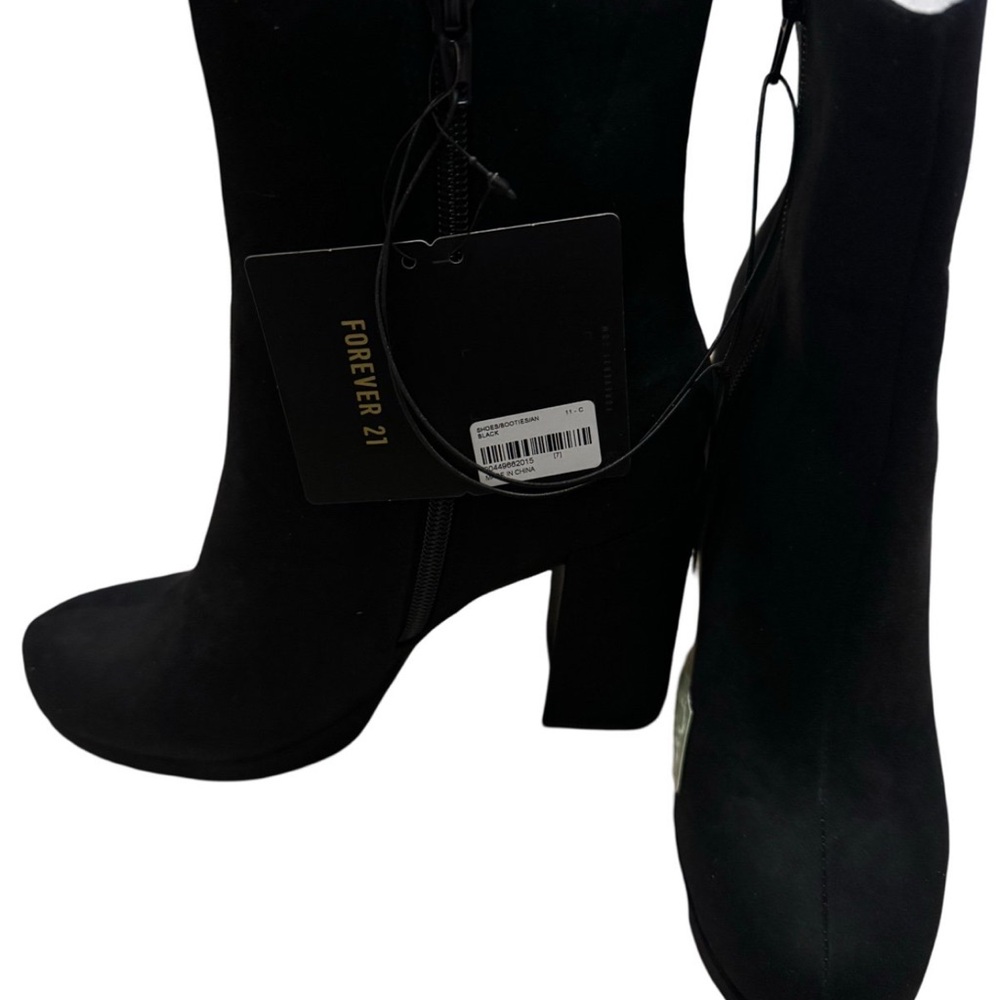 Forever 21  Black Heeled Booties